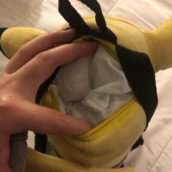 Pikachu backpack - Picture 2 of 3